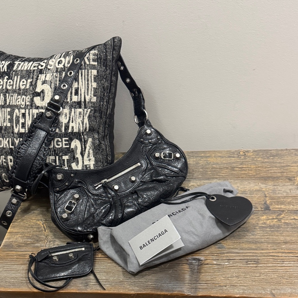 Balenciaga Black Leather le cagole bag with accessories (as is wear)